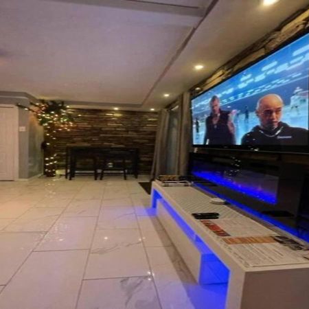 Brooklyn Luxury Spring Retreat With Private Outdoor Space New York Ngoại thất bức ảnh