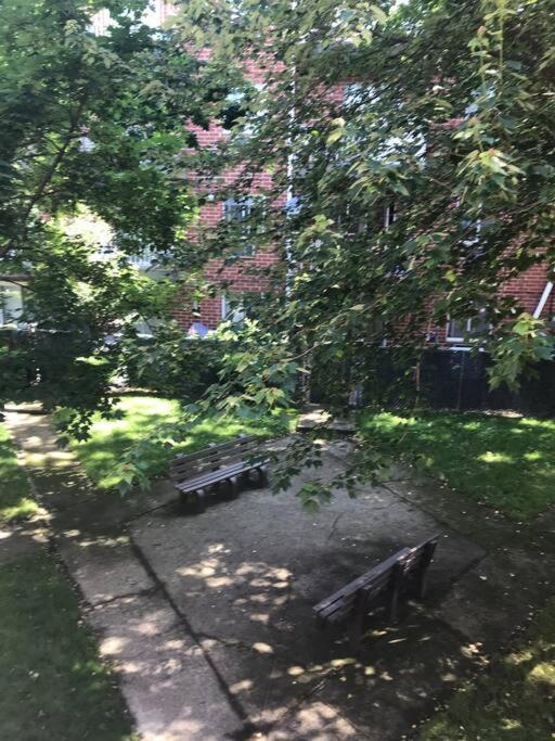 Brooklyn Luxury Spring Retreat With Private Outdoor Space New York Ngoại thất bức ảnh